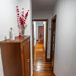Apartment En El Corazon De 3 *